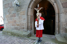 Karfreitgasliturgie und Karfreitagsprozession in Naumburg (Foto: Karl-Franz Thiede)
